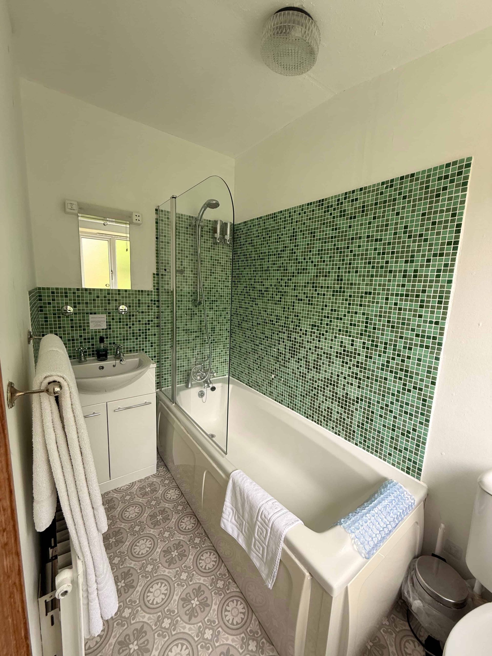 Glengoyne bathroom Glengoyne room bathroom